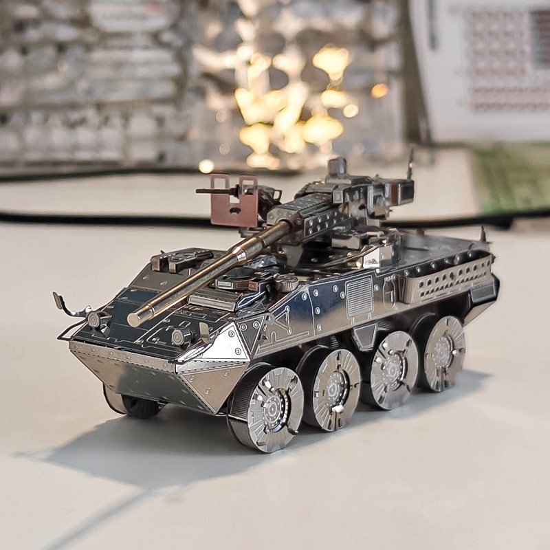 Model Kit Armored Core - Puzzle 3D Metalowe Pojazdy Opancerzone Stryker