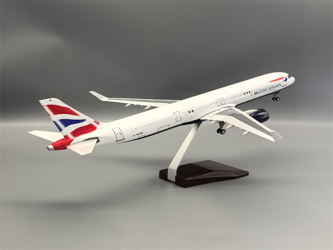 Samolot Żywica Skala 1/100 321 – Model Kit Planes recenzja i cena