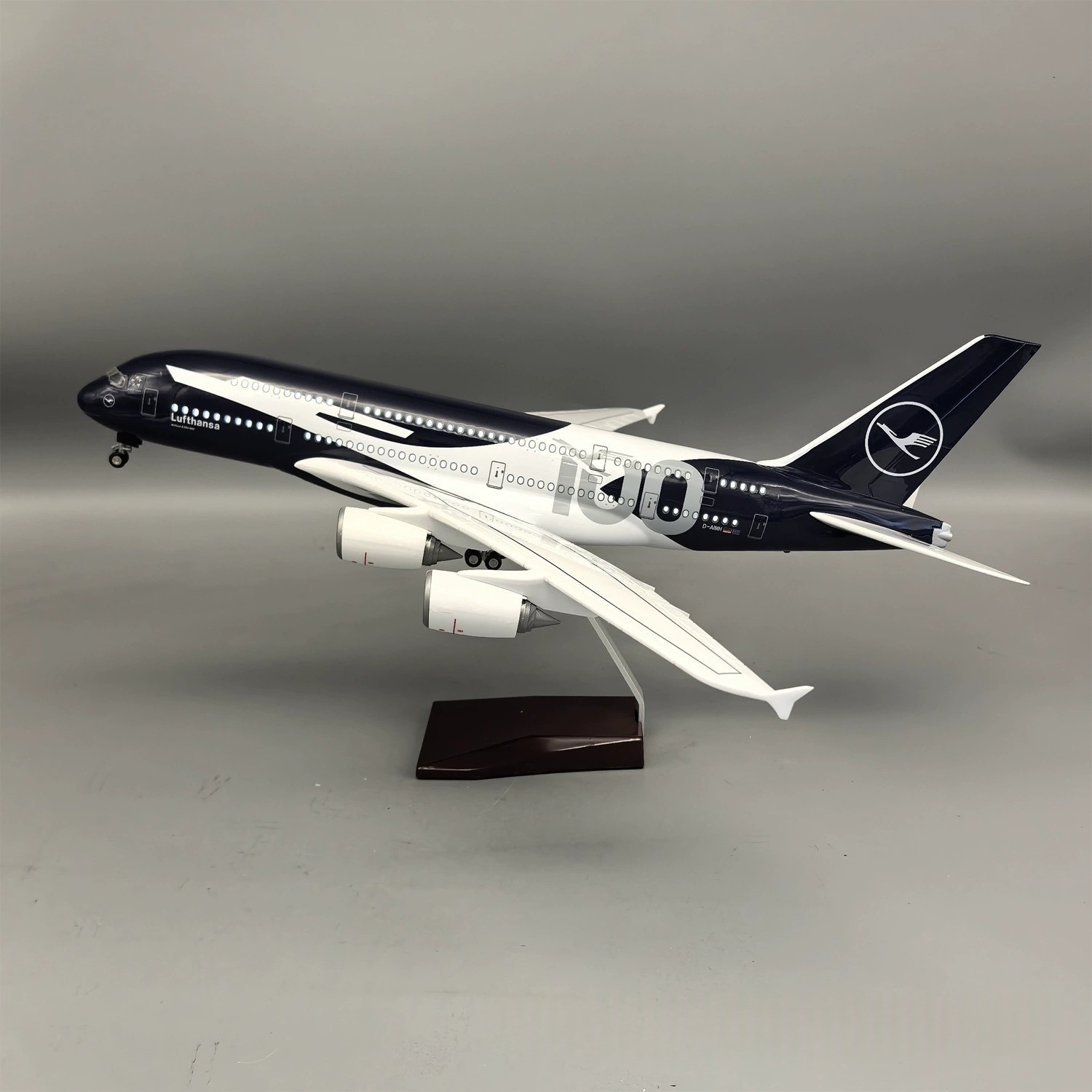 Nowy model samolotu Lufthansa  – Model Kit Planes recenzja i cena