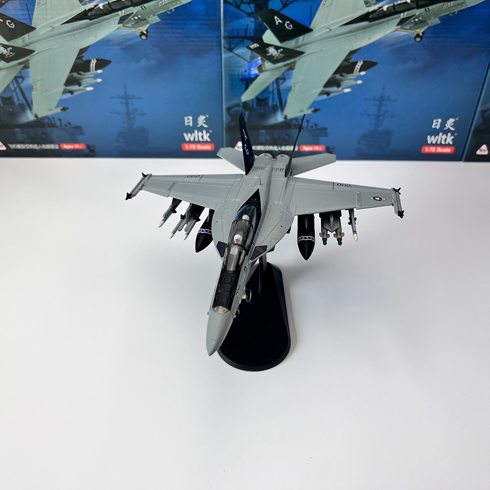 Model samolotu wojskowego F/A- – Model Kit Planes recenzja i cena